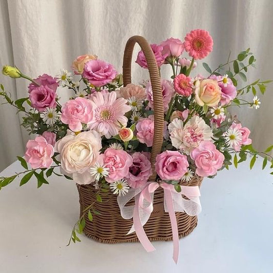 Flower basket - The Pinterest vibes